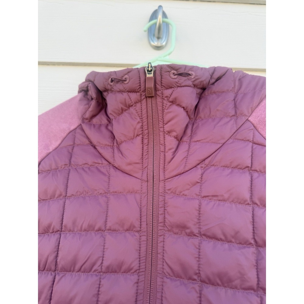 The North Face Endeavor Thermoball Quilted Hybrid Jacket Womens Plum Size Small - Picture 2 of 11